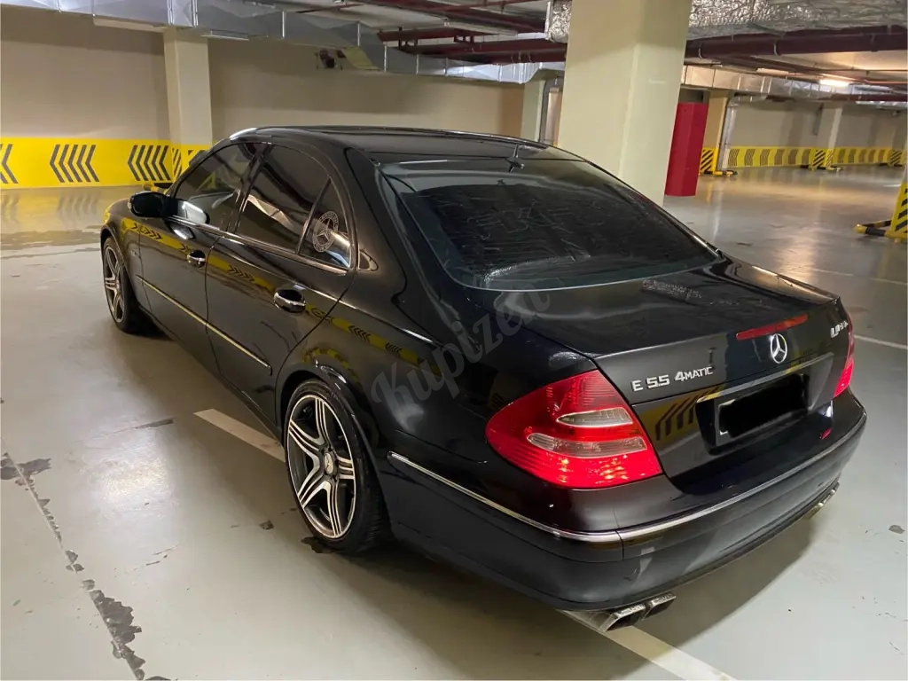 Продам Мерседес Е350 W211