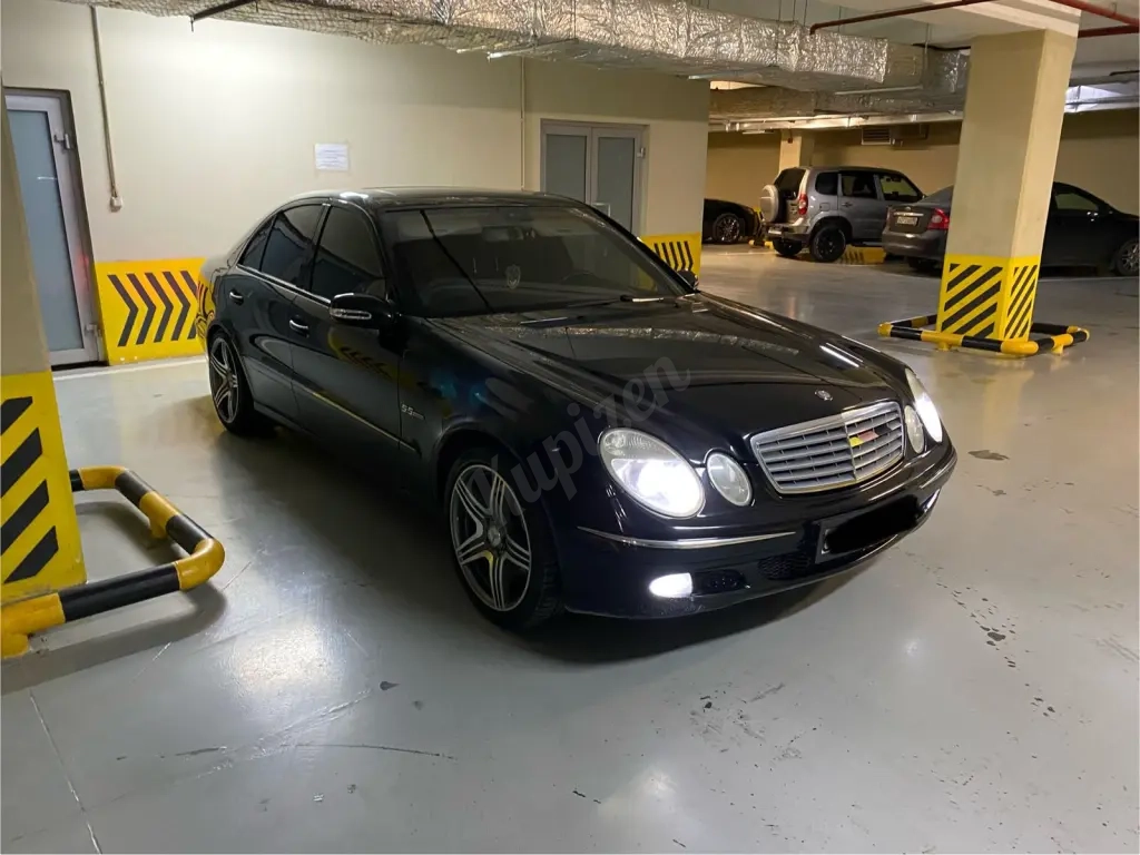 Продам Мерседес Е350 W211