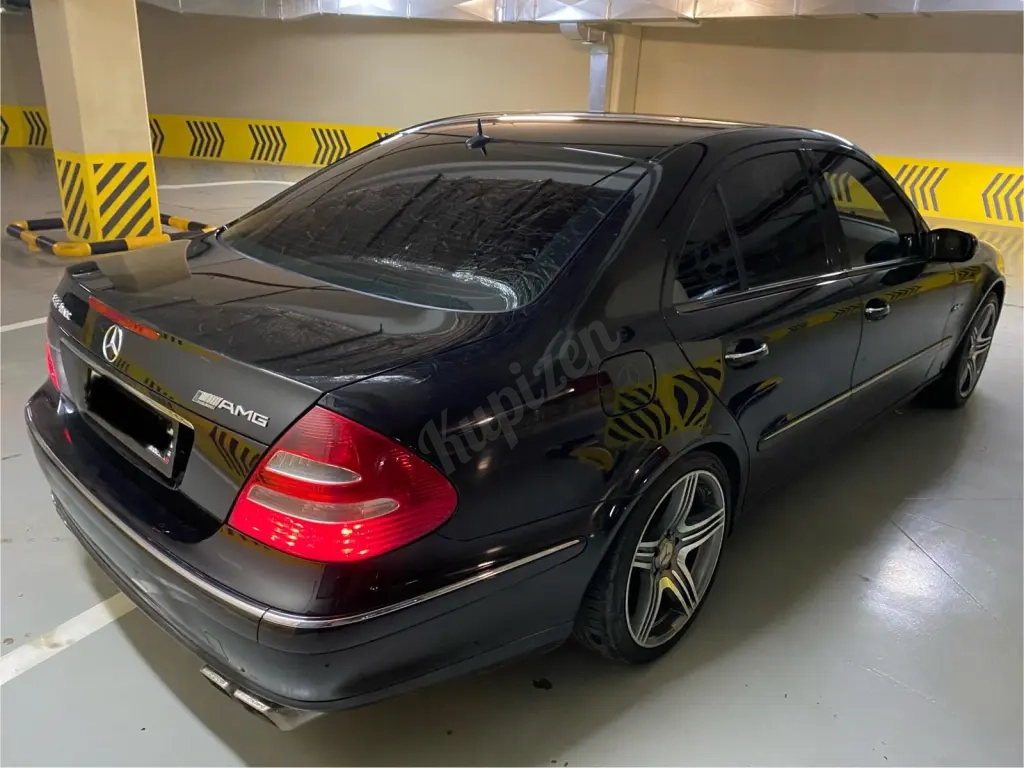 Продам Мерседес Е350 W211